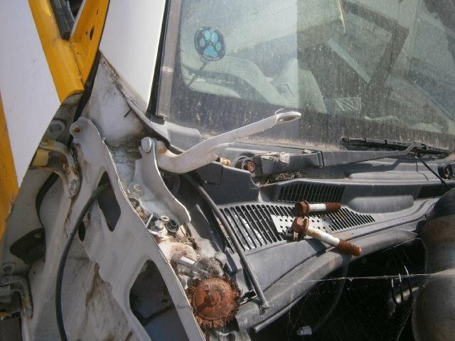Решетка под лобовое стекло Тойота Хайлюкс Сурф в Оренбурге 29486