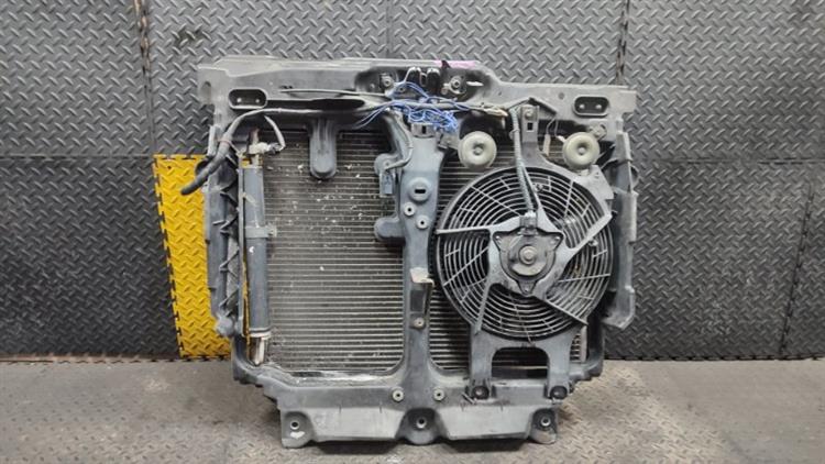 Рамка радиатора Ниссан Эльгранд в Оренбурге 91773